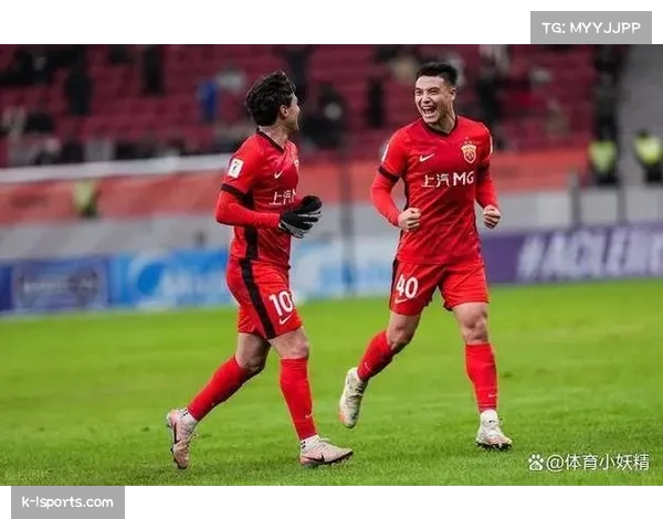 海港颜骏凌封堵拉唐单刀,门将出色发挥避免更大比分失利 海港颜骏凌封堵拉唐单刀,门将出色发挥避免更大比分失利